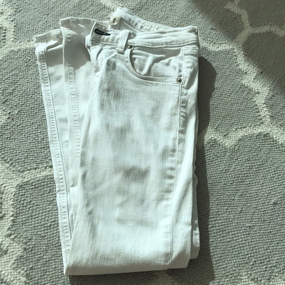rag & bone Denim - Rag & Bone size 25 white capris